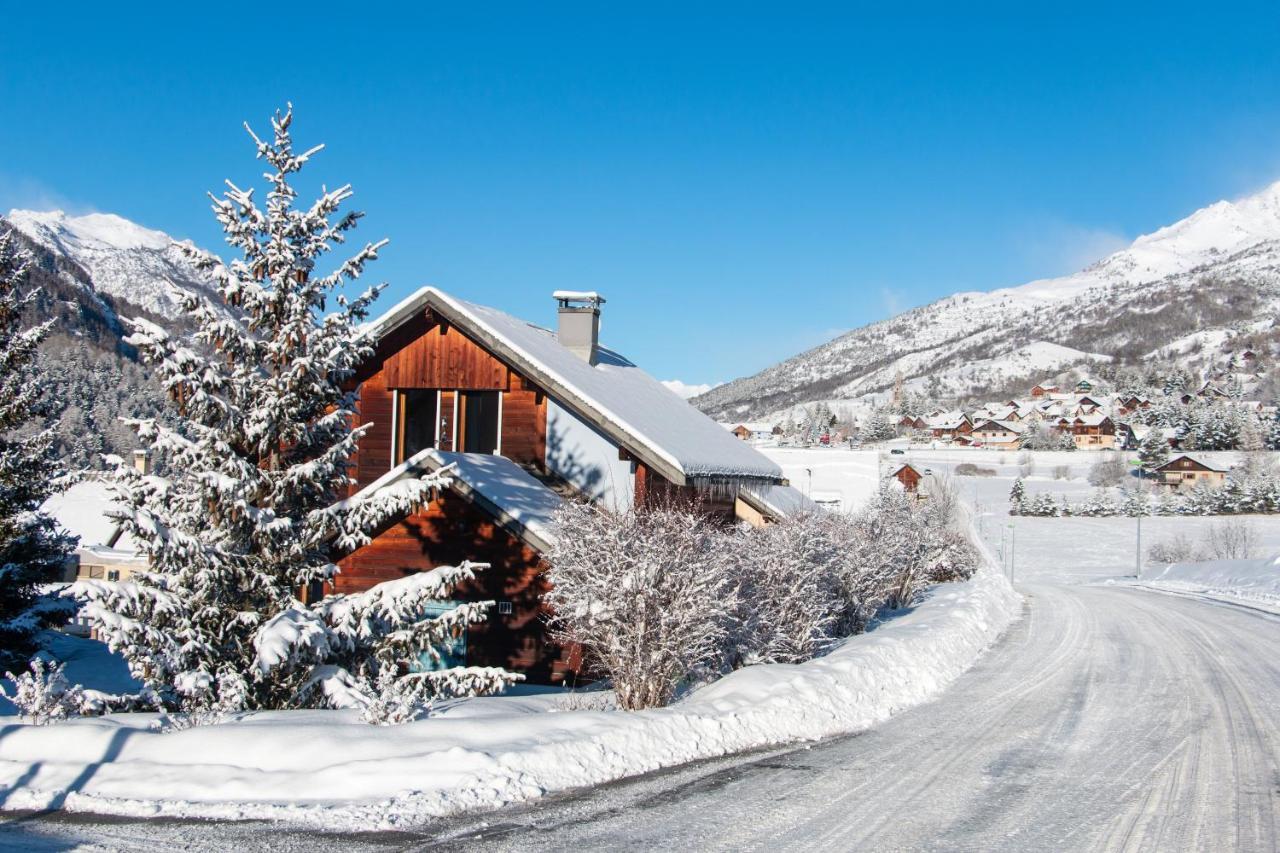 Chalet Premium -Acces Pied De Piste En Navette Saint-Chaffrey Luaran gambar